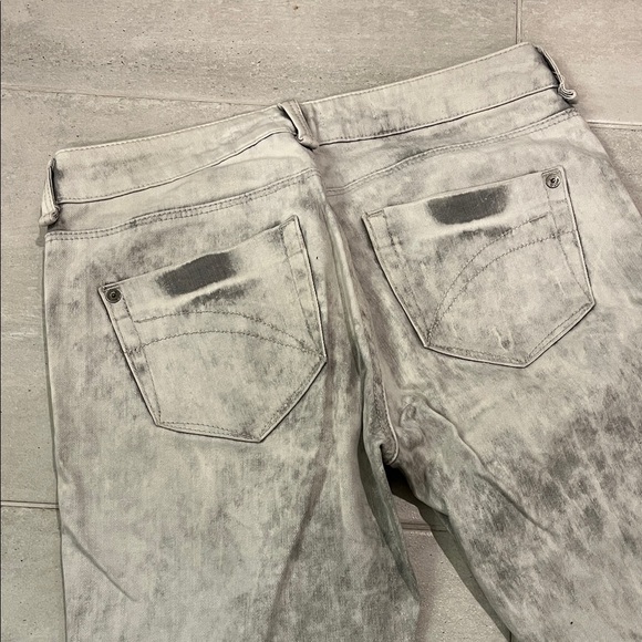 Low Rise Gray Denim Jeans - Picture 3 of 3